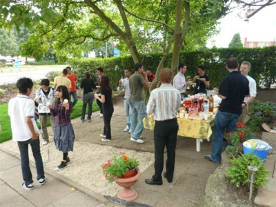 BBQ front garden - August 2008
