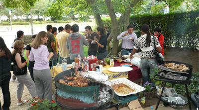 BBQ front garden - August 2008